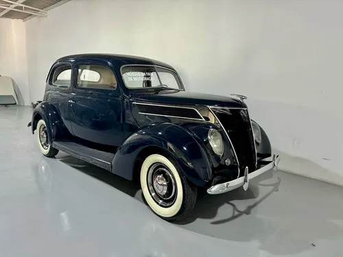 Slantback